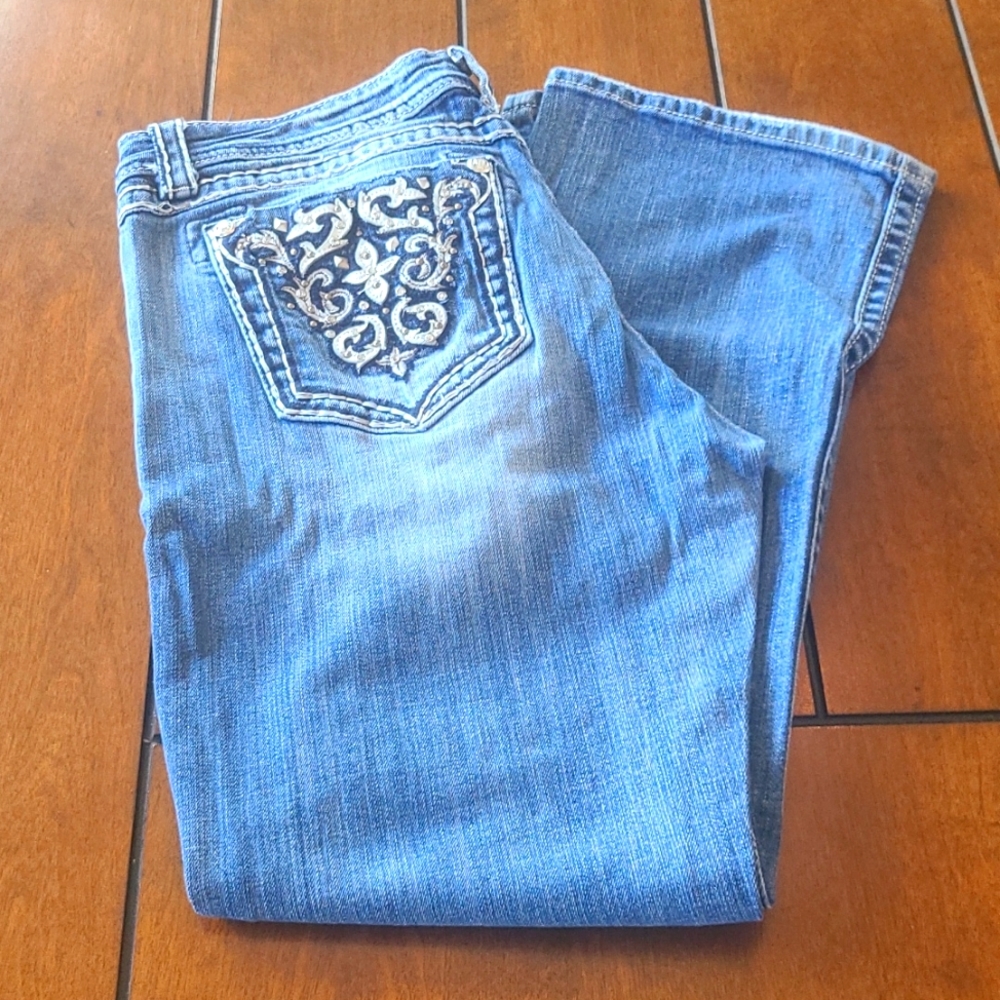 Miss Me Bootcut jeans